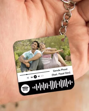 Wooden Spotify Keychain in Square Shape