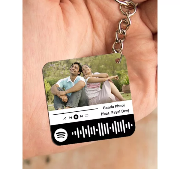 Wooden Spotify Keychain in Square Shape